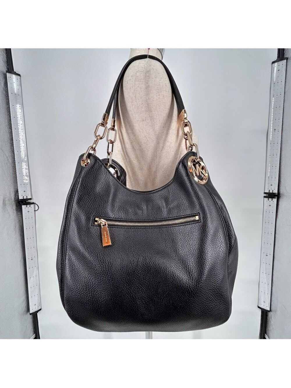 Michael Kors Lillie Large Black Pebbled Leather Shoulder Bag - Picture 3 of 16